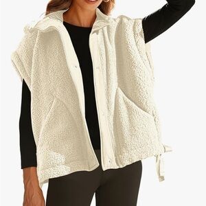 Women's Cream Sherpa Vest